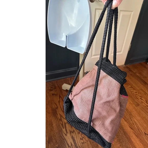 The Sak Vintage Crochet Sayulita Drawstring Backpack Bohemian Black Brown - Picture 4 of 13